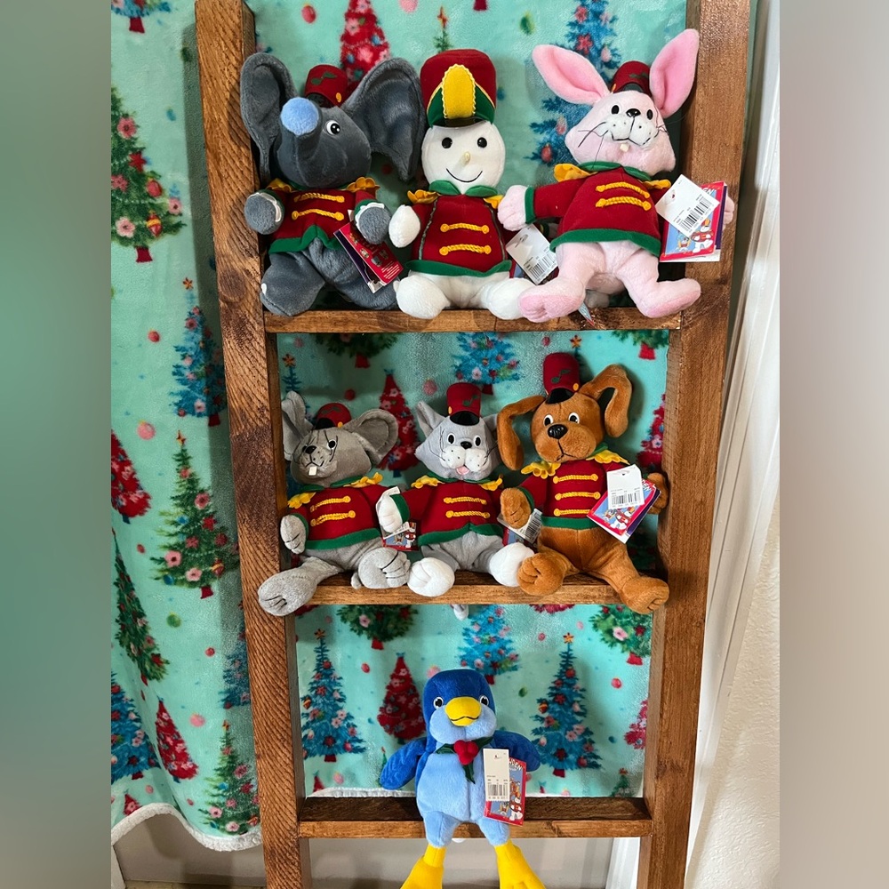 Snowden & Friends Commonwealth Plush Set of 7 With Tags Christmas Holiday Rare